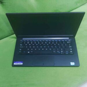 Dell latitude 7390 core i5, 12.5 screen size, 8gb,256gb SSD