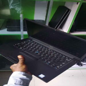 Dell latitude 7490 core i5, 8th gen 265gb SSD, 8gb Ram, 14 screen touch , keyboard light